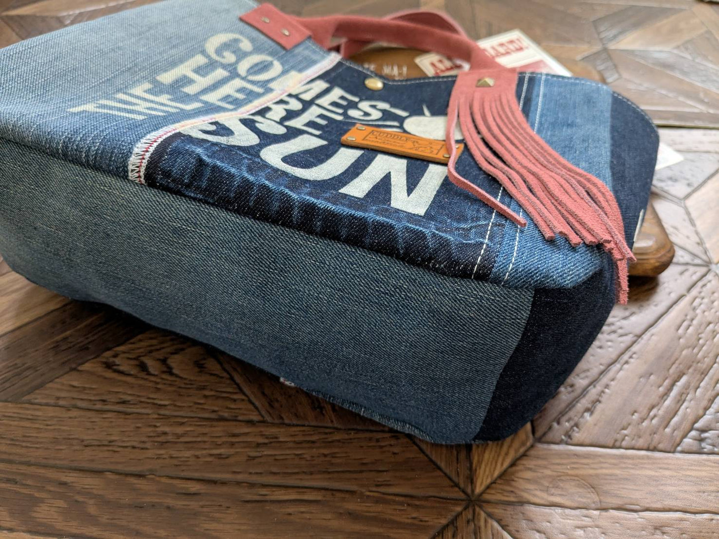 デニムリメイクラウンド　 ハンドフリンジトート